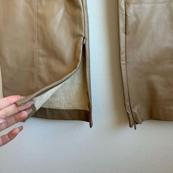 Zara Faux Leather Flare Leg Pants Size 28 Medium Tan Nude Stretch High Rise - Picture 4 of 8